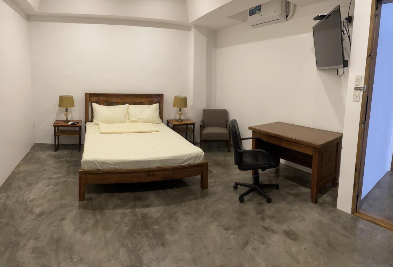 P&B Residences Легазпи Екстериор снимка